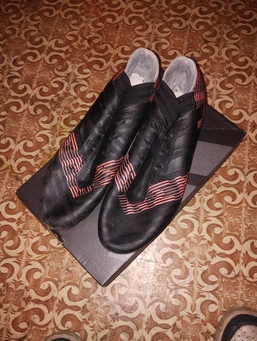 Ghete de fotbal adidas nemezis