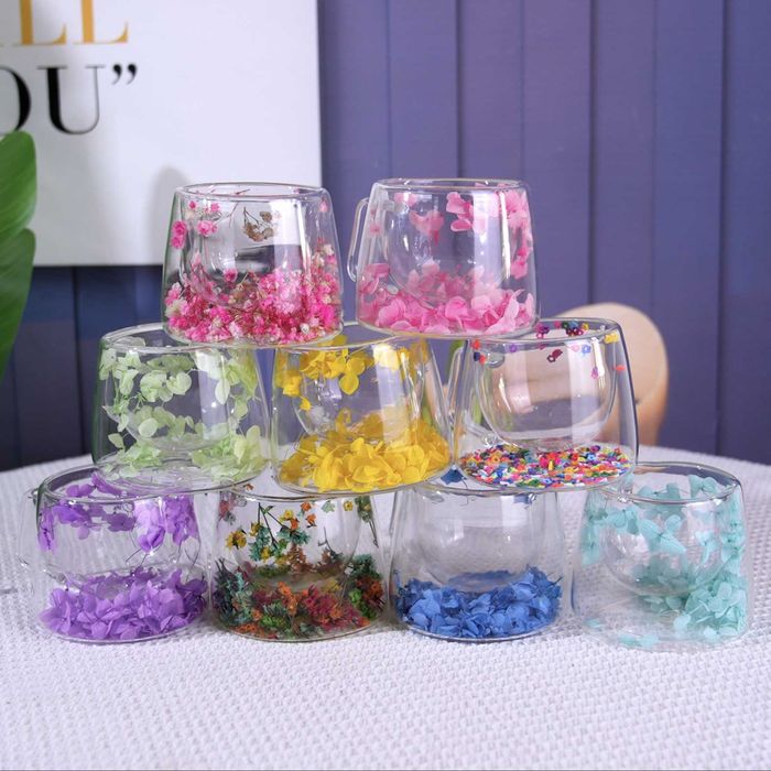 Двустенна чаша за чай, кафе и розови цветя Термочаши студени напитки