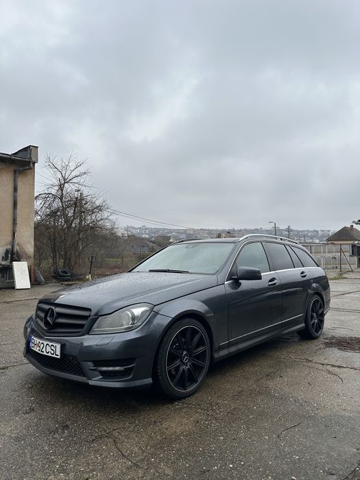 Mercedes C clas 2.2 bitdi pachet Amg, motor defect