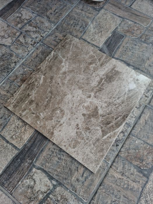 Плочки за баня/тоалетна. Чисто нови