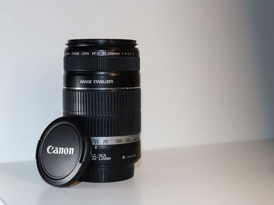 Canon EF-S Lens 55-250mm, Obyektiv Canon