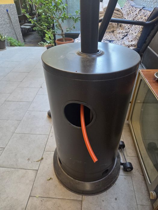 Incalzitor terasa tip ciuperca