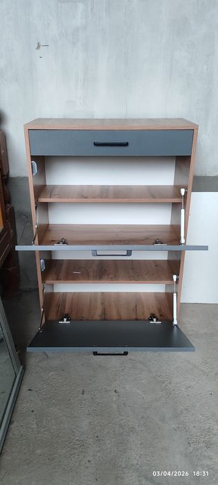 Обувьной. Oyoq kiyim polka. Обувница