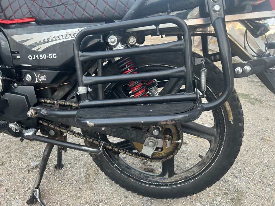 Мотоцикл  200 cc