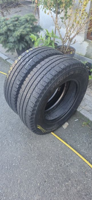 Amvelope 215/70/15C Michelin