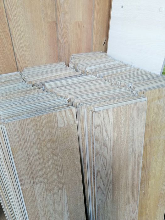 Продам ламинат 48 кв.