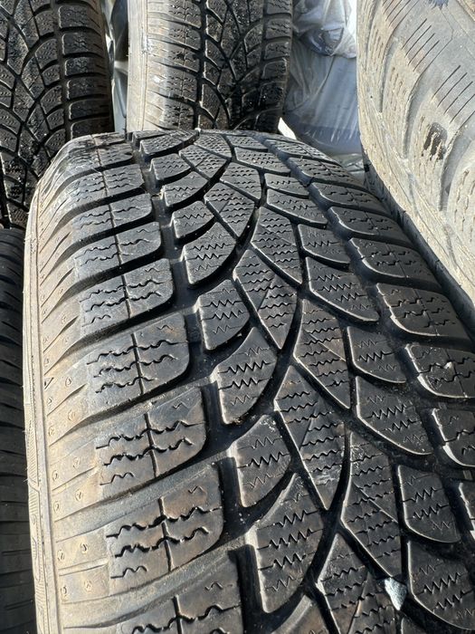 Cauciucuri iarna Dunlop 205 60 16,jante aliaj audi