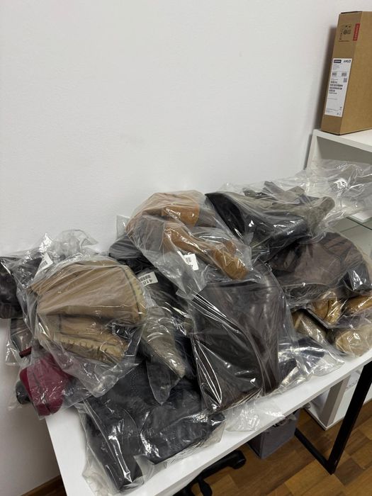 Lot încălțăminte en-gros – 300 buc – de la 10 buc