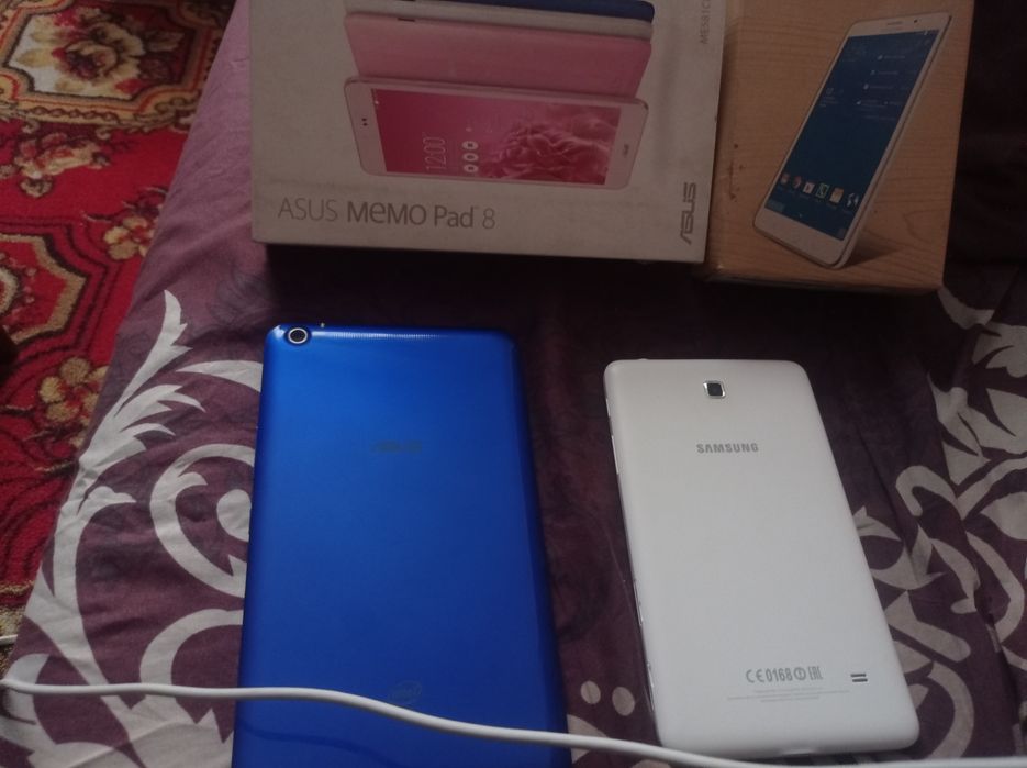 Продам 2 планшета (требуется ремонт)