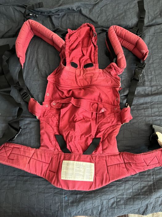 Sistem purtare Manduca