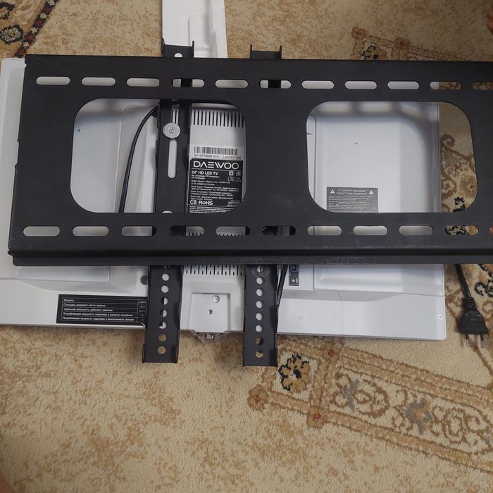 2 штуки телевизора Daewoo