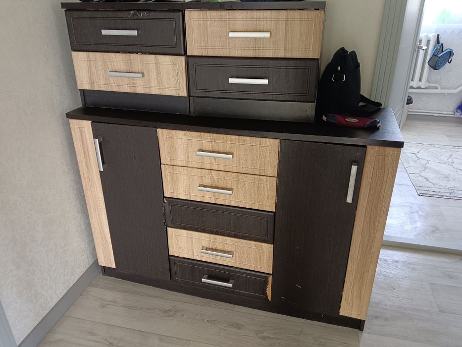 Продам спальный гарнитур.