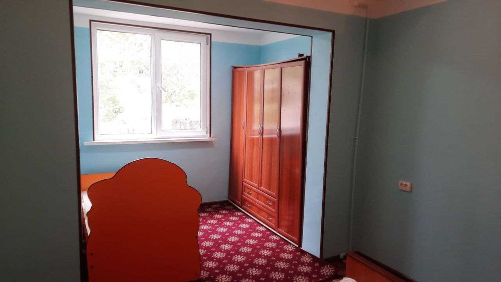 Сдается (ижирага) 2х ком кв на 2 этаже В Мархабо. Только семейным!