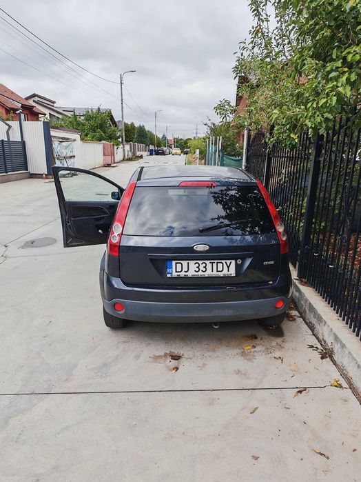Ford Fiesta 1.4 TDCI funcțional cu consum redus