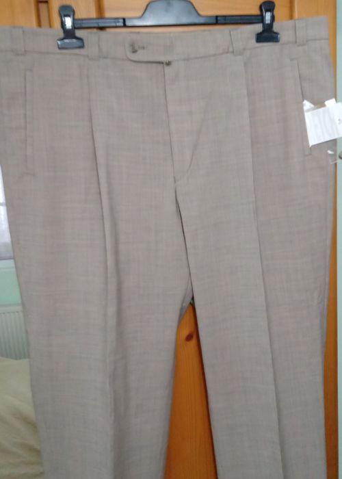 Pantaloni bărbați / Articol nou cu etichetă!