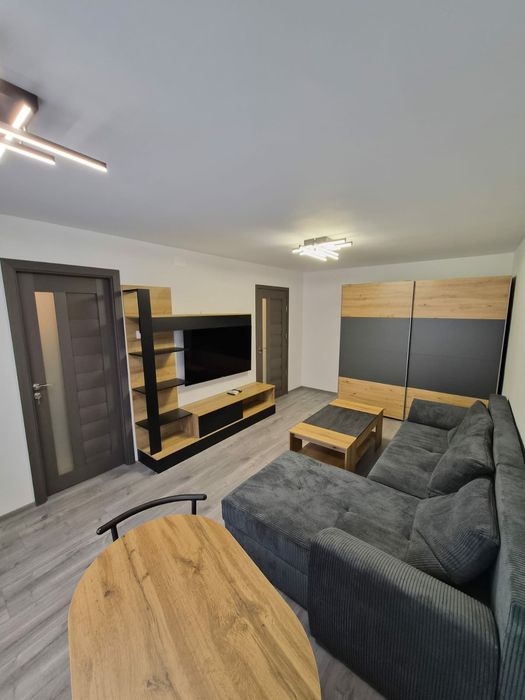 Inchiriez garsoniera str. Argedava et.2