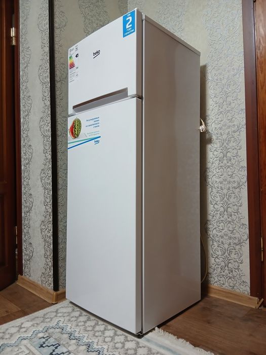 Продается холодильник !!!