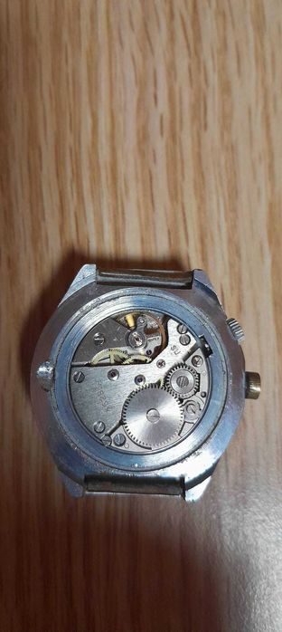 Ceasuri vechi placate aur