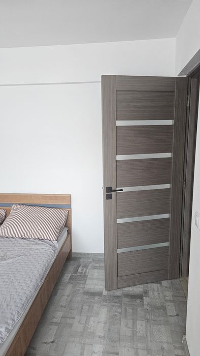 Inchiriez garsoniera