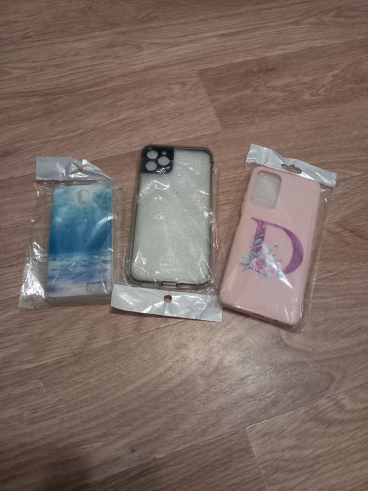 Продам три новых чехола