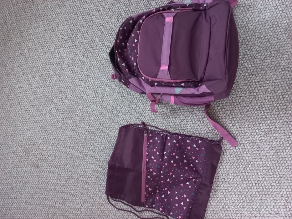 Ghiozdan copii impecabil