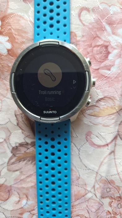 Vand diferite ceasuri de mana,Casio edifice,Suunto9 si Casio  G schock  in stare buna