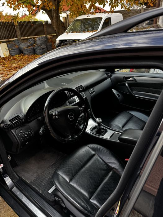 Mercedes C 200 kompressor 1.8 benzina, avangard pachet sport