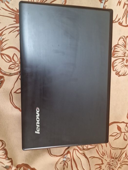 Продам ноутбук Lenovo i5