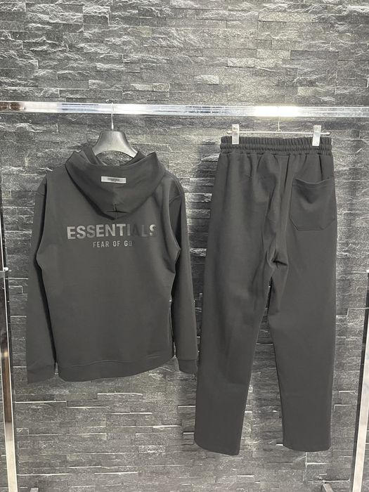 Compleu-Essentials