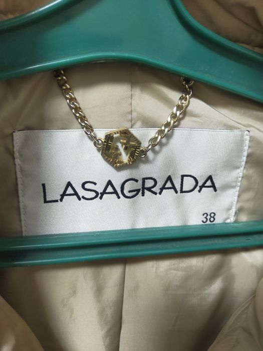 Lasagrada kуртка.  На осень. 38 размер.