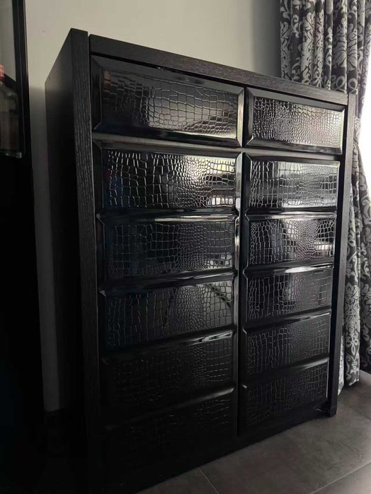 Дизайнерски Гардероб и Скрин с блум механизми,Тоалетка с лед огледало