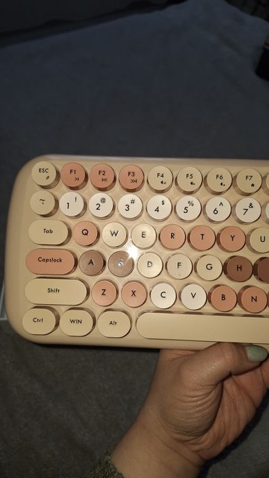 Tastatura si mouse wireless