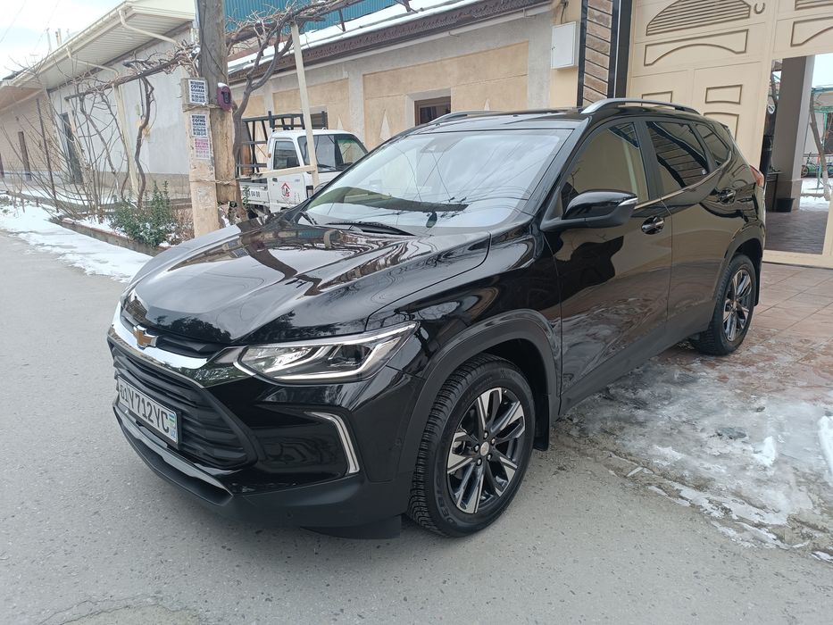 Treker premer plyus pazitsiya moshina shumka bulgan xadaviy mers qilin