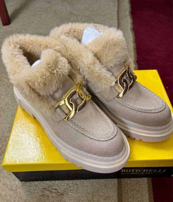 Лоферы замшевые ботинки женские