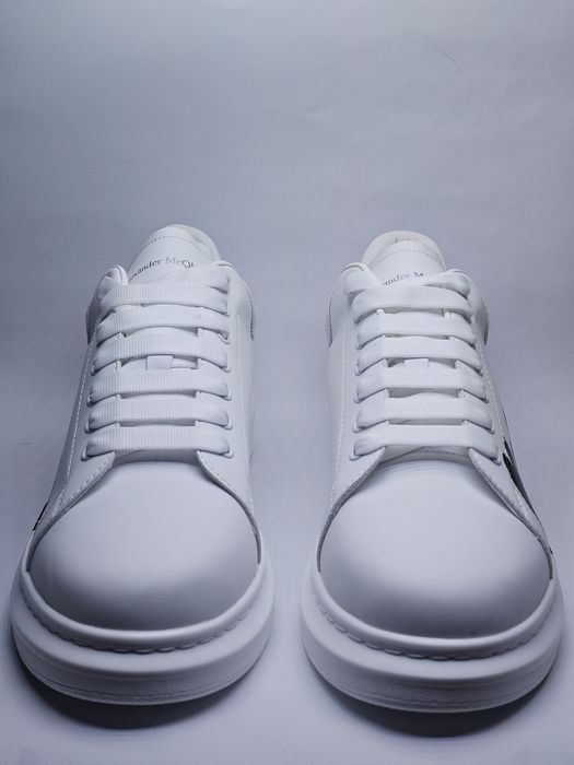 Alexander McQueen albi mărimea 45