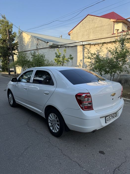 Chevrolet Cobalt 2018 — 4