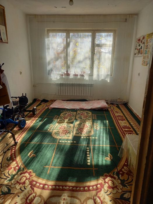 Uy sotiladi Boʻstonliq tumani Gʻazalkent shahri Qorongʻi bozorda