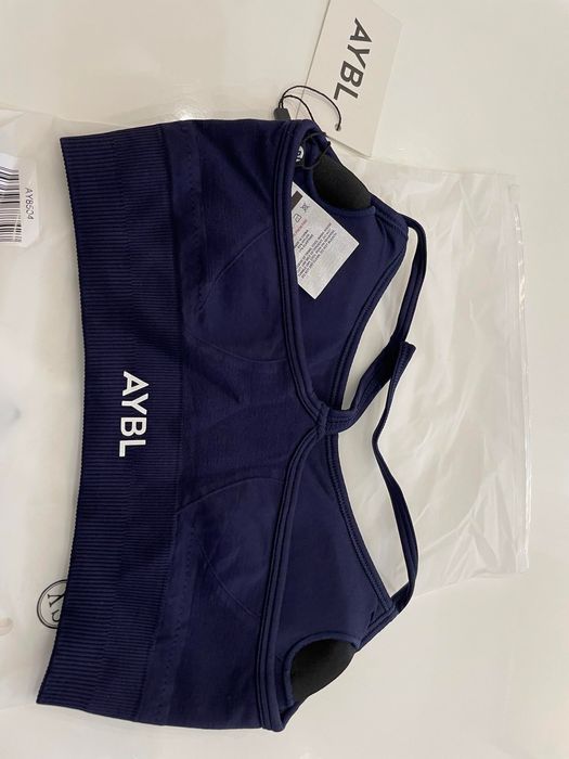 Дамски спортен екип за тренировки AYBL