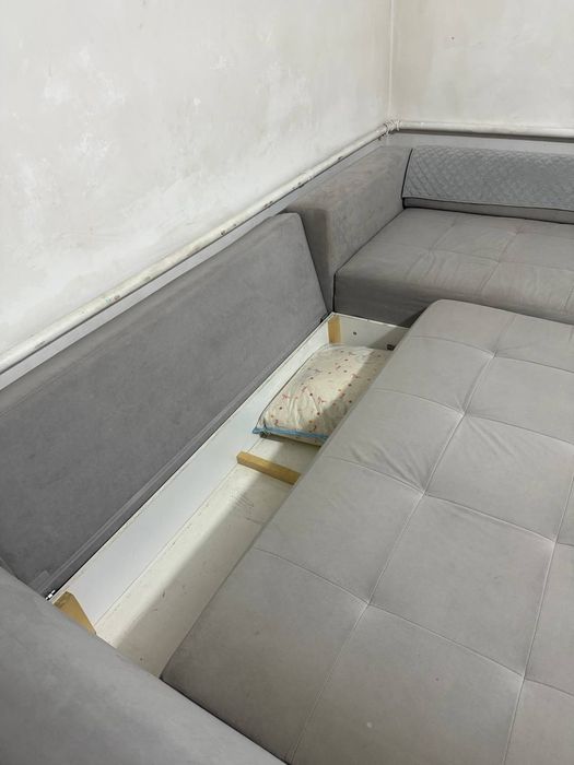 Продаю большой диван