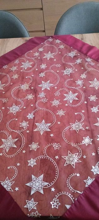 Покривки за маса  2 броя