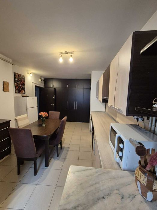 Apartament cu doua camere modern si spatios in Fratii Golesti