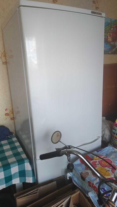 Продам холодильник