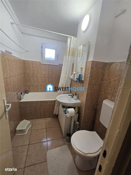 Apartament 2 camere zona 1 Decembrie Fagaras