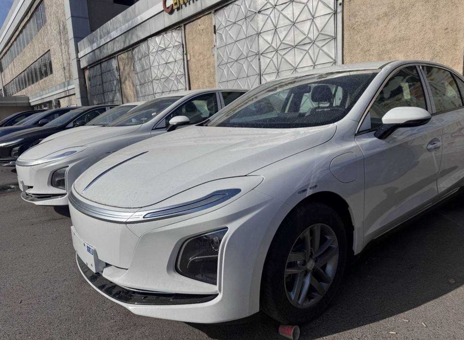 Hongqi eqm5 2026 restyling 500km