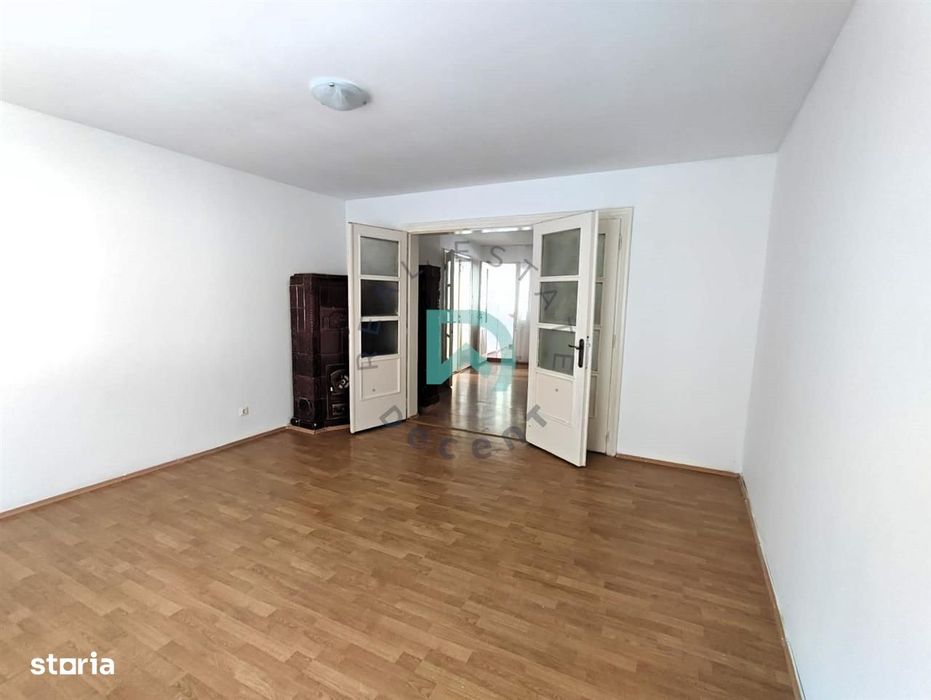 Potential Booking, zona  Schei, Brasov