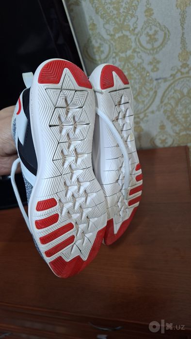 Кроссовки Nike original razmer35.5