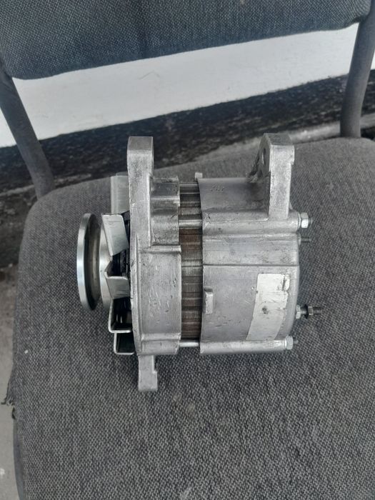 Продам генератор рабочему состояние