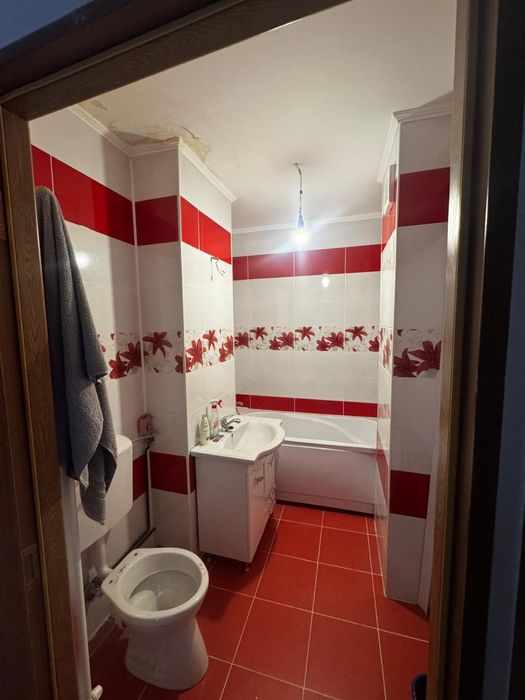 Vand apartament 2 camere zona Ludus-Mures