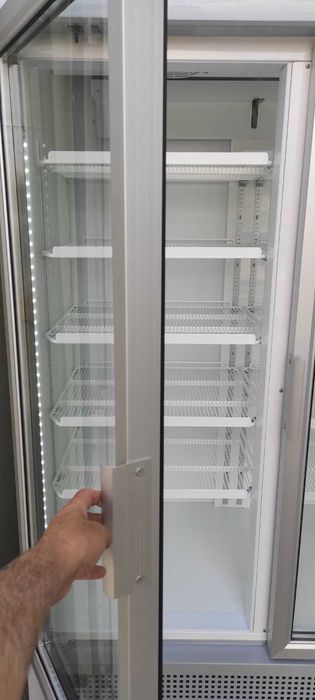 Вертикални хладилни витрини - нови налични на склад