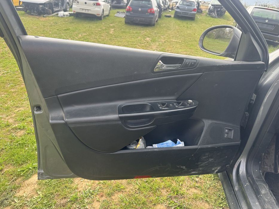 VW Passat B6 1.9TDI 105 на части
